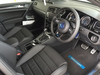 GOLF R インテリア.jpg